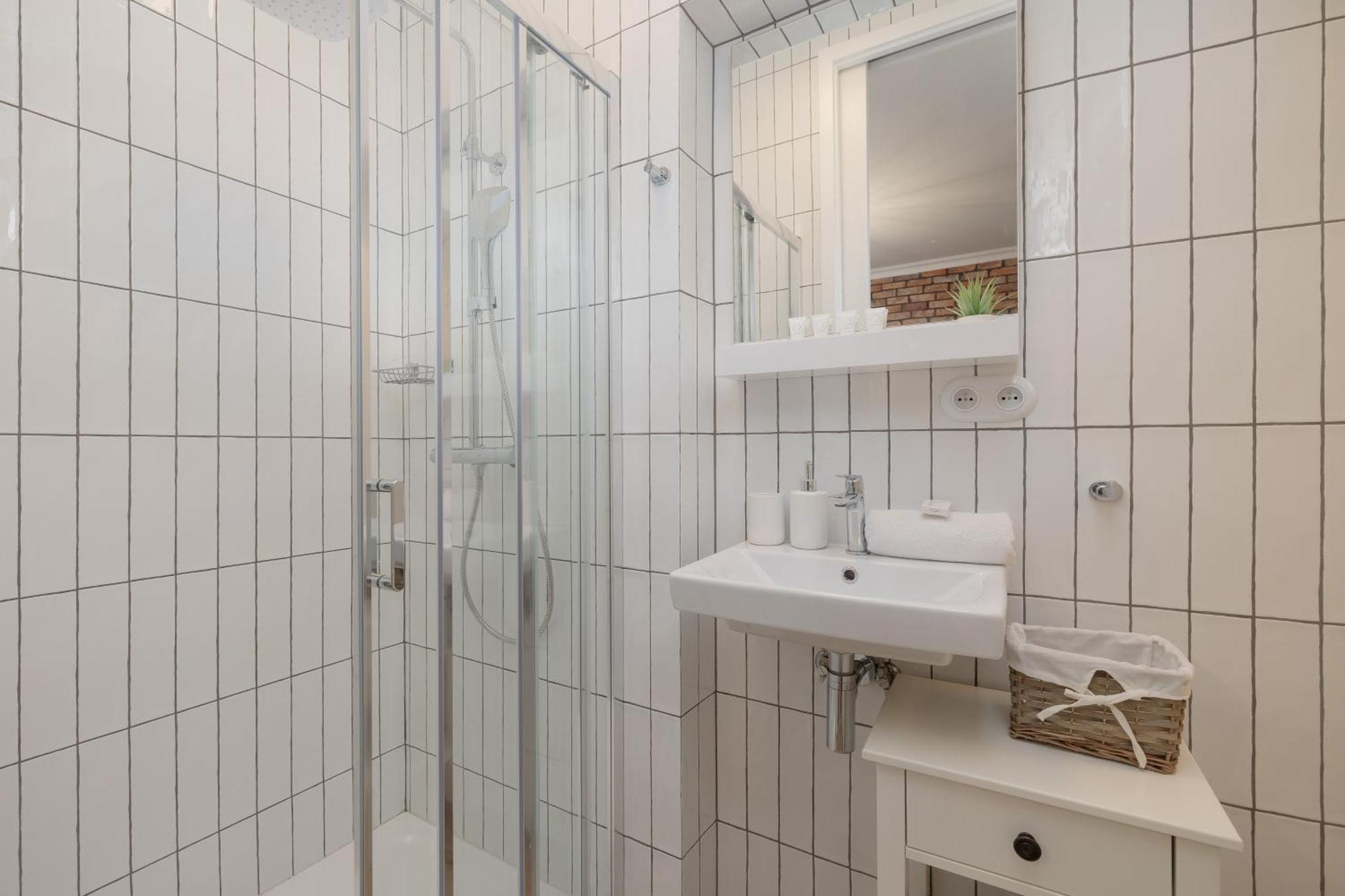 Beautiful & Stylish Apartaments Dietla With Air Conditioning By Noclegi Renters Krakow Exterior photo